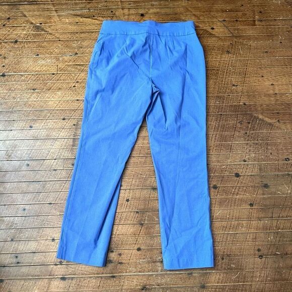 Chico’s Perfect Stretch beachy travelcore 0.5/6 Capri pants - Picture 3 of 3